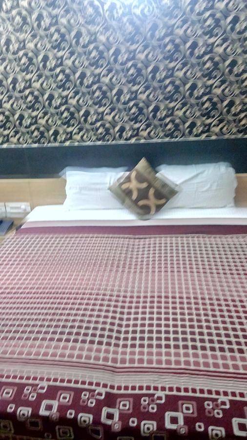 Hotel Desire Hisar Экстерьер фото