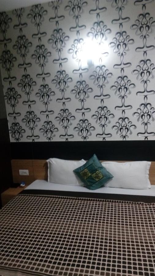 Hotel Desire Hisar Экстерьер фото